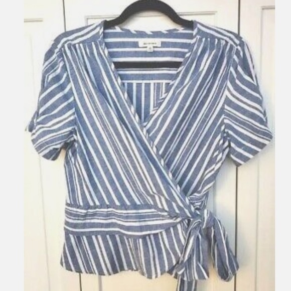 Max Studio Size L Blue & White Striped Denim Style Wrap Top Blouse - Picture 3 of 7